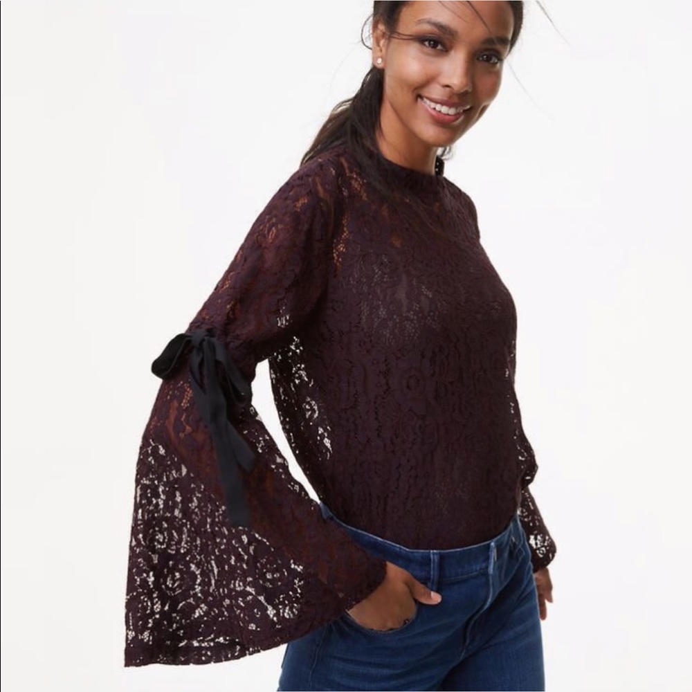 Loft wine lace bell sleeve blouse Sz M